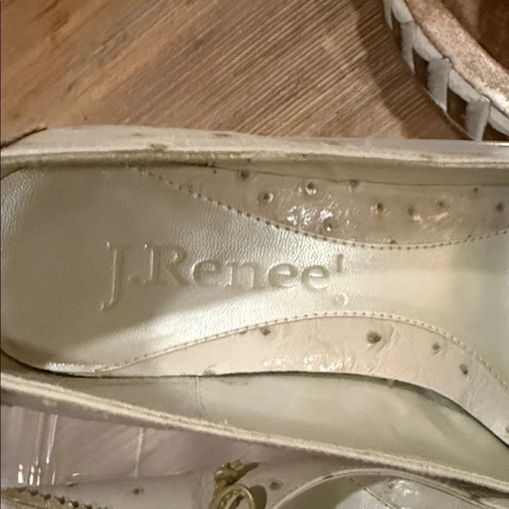 J.Renee Cream Textured Heels - Picture 2 of 6